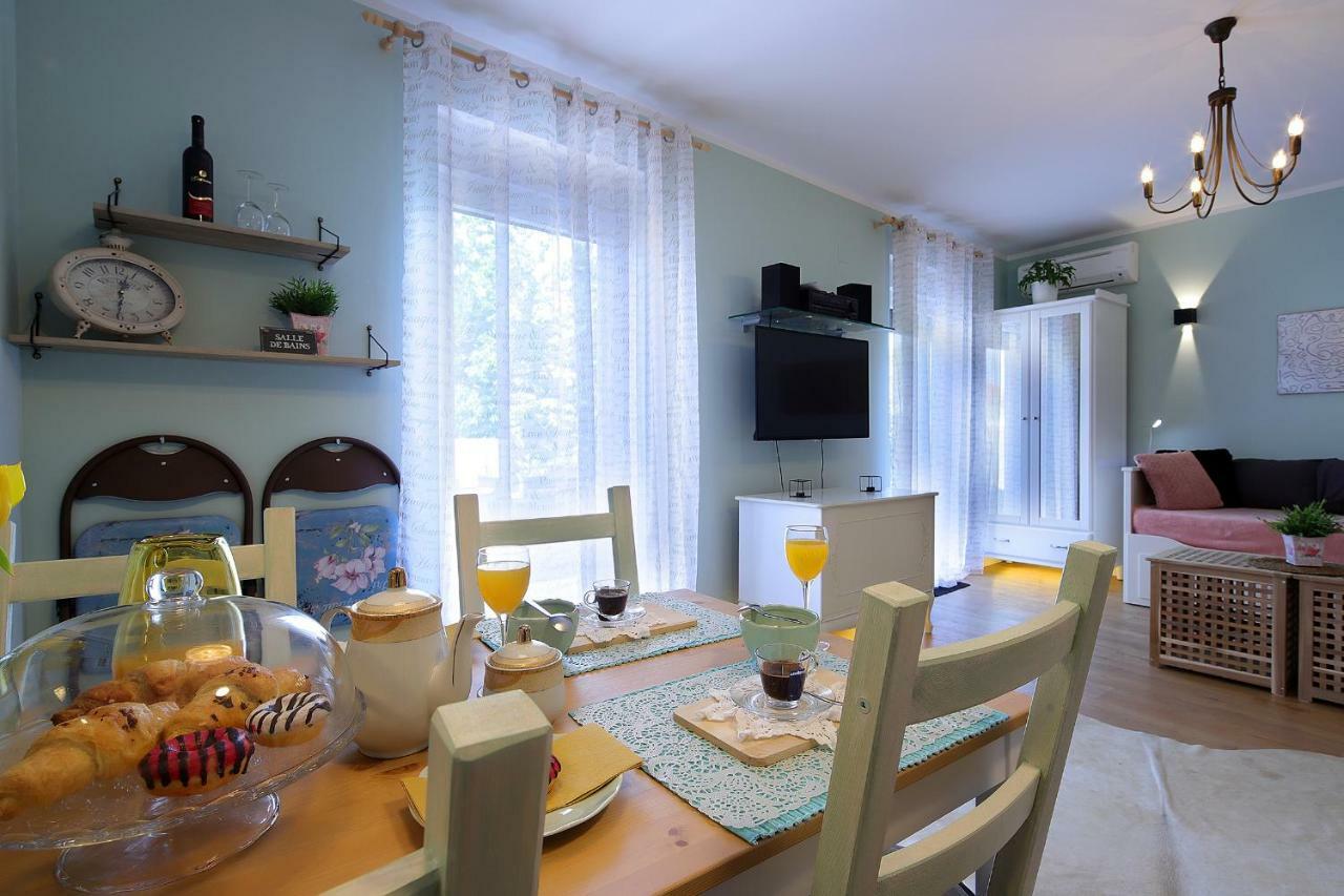 Studio Apartment Ada 2 Rijeka Exteriör bild